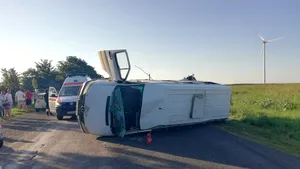 Şoferul care a fugit după ce a produs accidentul cu 12 răniţi, în Buzău, a fost arestat preventiv