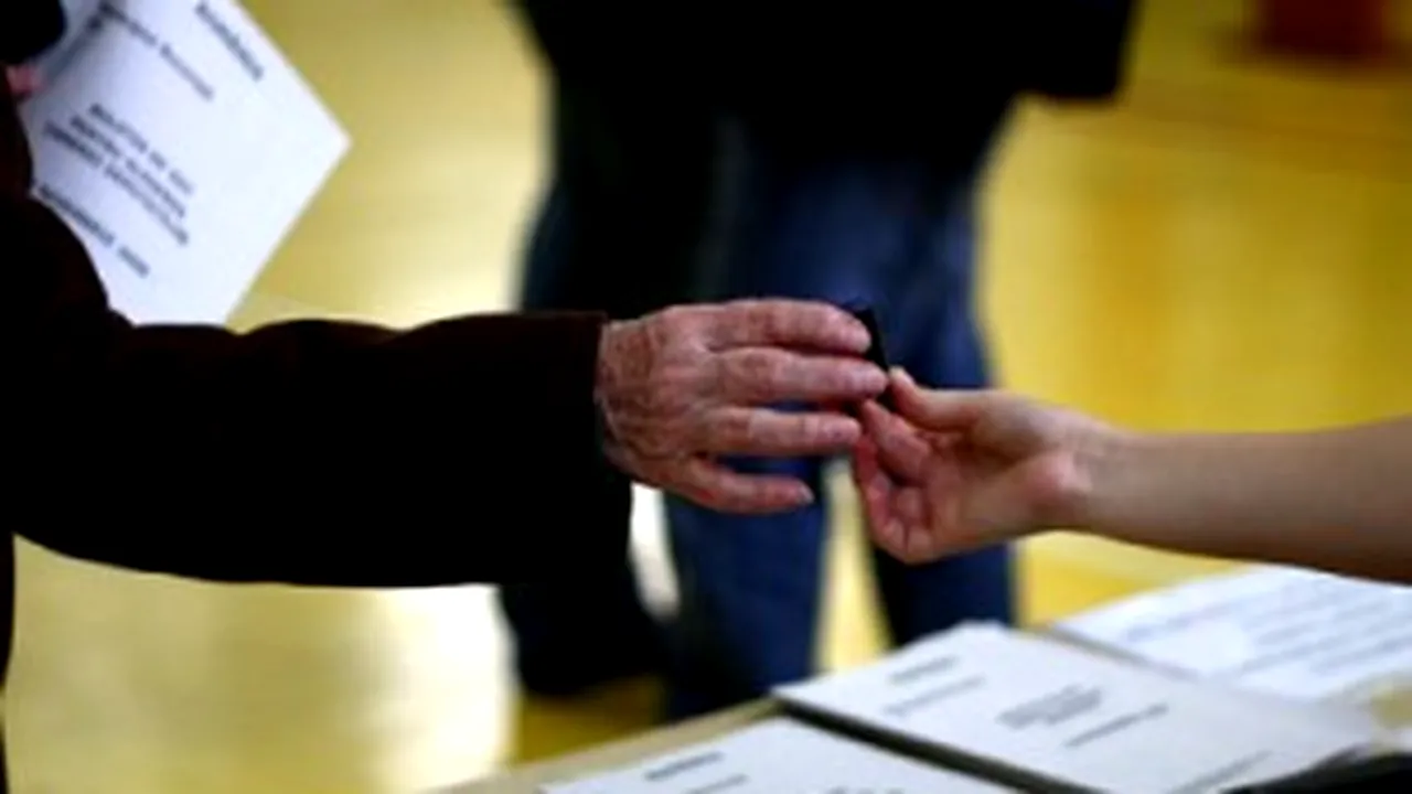 Voter turnout countrywide at 39.26 by GMT 1900