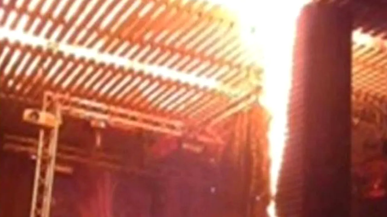 TRAGEDIA din Colectiv: Imagini cutremurătoare din interiorul clubului imediat după producerea incendiului - GALERIE FOTO 