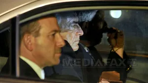 COMENTARIU: Războiul lumilor pentru locul deţinutului gri DSK