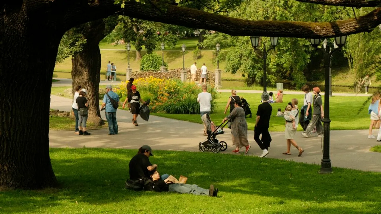 Scandal uriaș provocat de un politician: „Am vrut să alerg, dar am renunțat pentru că parcul era plin de grași”