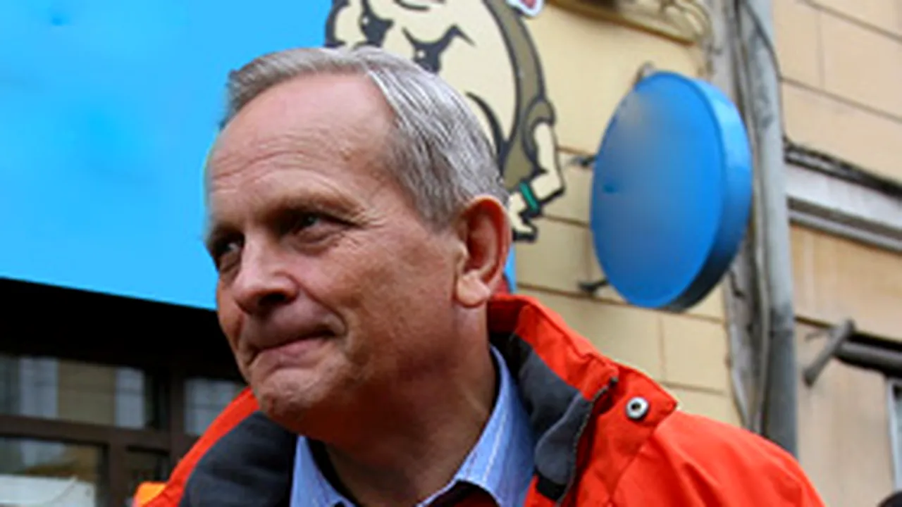 Blaga îl vede pe Stolojan premier al unui Guvern format de PDL