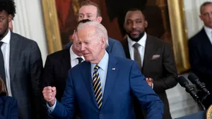 Biden îi mulţumeşte premierului olandez pentru sprijin şi condamnă 