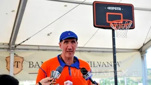 Ghiţă Mureşan, la tabăra de baschet pentru copii 