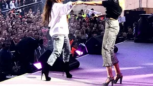 FOTO, VIDEO Concertul caritabil al Arianei Grande: Sumă-record pentru victimele atacului din Manchester, Justin Bieber în lacrimi, emoţie pe scenă şi omagii aduse celor care au murit