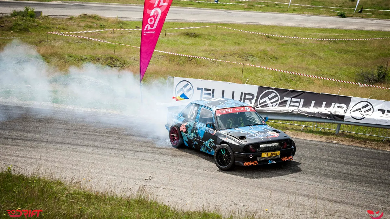 Drift pe Transalpina cu cei mai buni piloţi din România. Cum arată programul etapei şi cât costă un bilet

