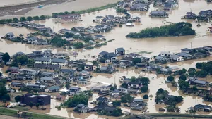 Cel puţin 12 morţi în urma inundaţiilor din Japonia / Zeci de mii de oameni au fost evacuaţi| VIDEO