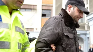 Averea fraţilor Mararu, care include bijuterii, maşină de lux, terenuri şi bani, a fost pusă sub sechestru