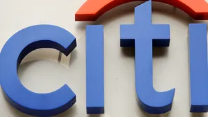 George Soros a înstrăinat în primul trimestru aproape toate acţiunile deţinute la Citigroup