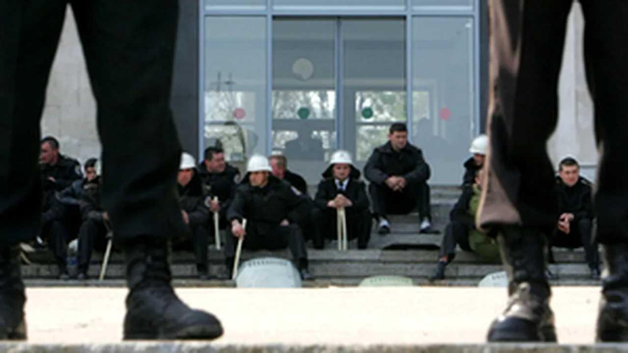 Three Romanian Journalists Detained By Moldovan Police, Released A Few Hours Later