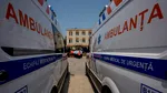 Situație de coșmar. Trei adulţi şi un copil au rămas blocaţi într-un lift care a căzut de la etajul 2 la subsol