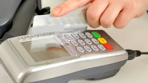 Afacerile din comerţ au crescut în prima lună a anului cu 6,3% faţă de ianuarie 2014
