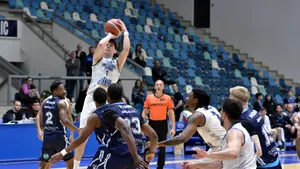 SCM U Craiova trece de CSO Voluntari și se califică în semifinalele LNBM, unde o așteaptă campioana en-titre U-BT Cluj