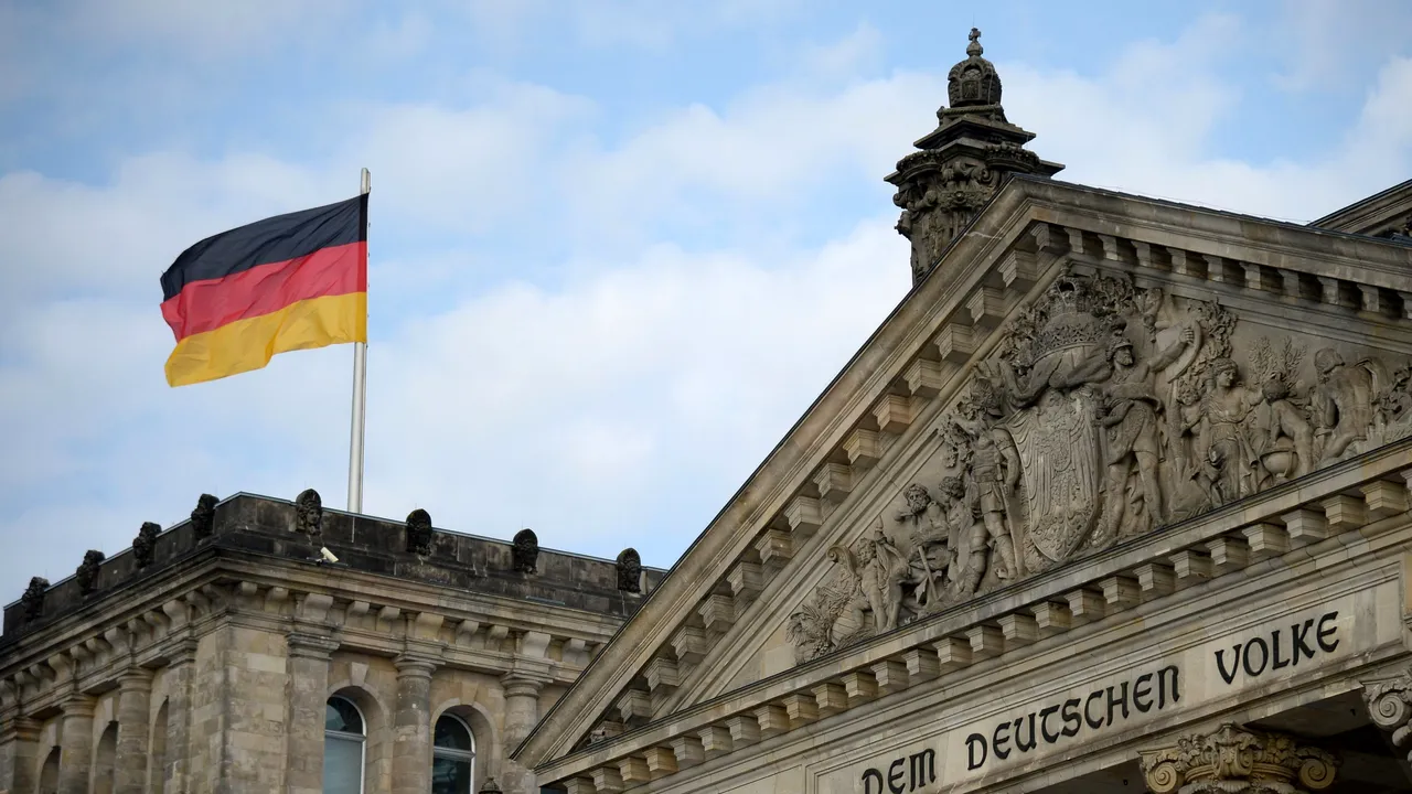FT: Germania va reduce cheltuielile bugetare şi vrea să revină la 