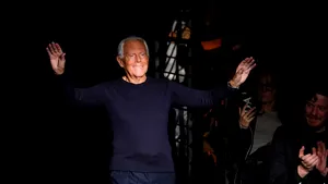 Armani începe producţia de echipamente de protecţie pentru medici, după ce a donat deja 2.000.000 euro