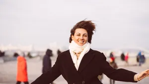 Oamenii cei mai carismatici nu sunt cei mai amuzanți. Psihologia explică de ce