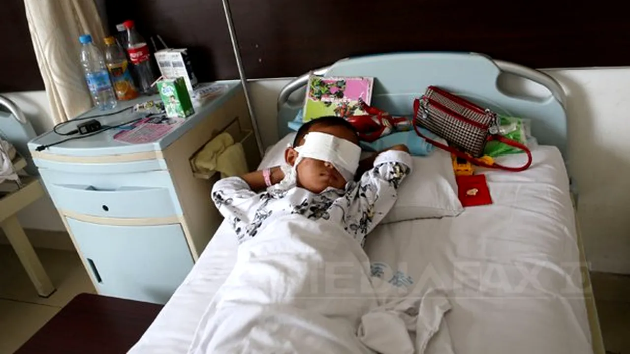 Caz şocant în China: Un copil a fost lăsat fără ochi de către traficanţi de organe