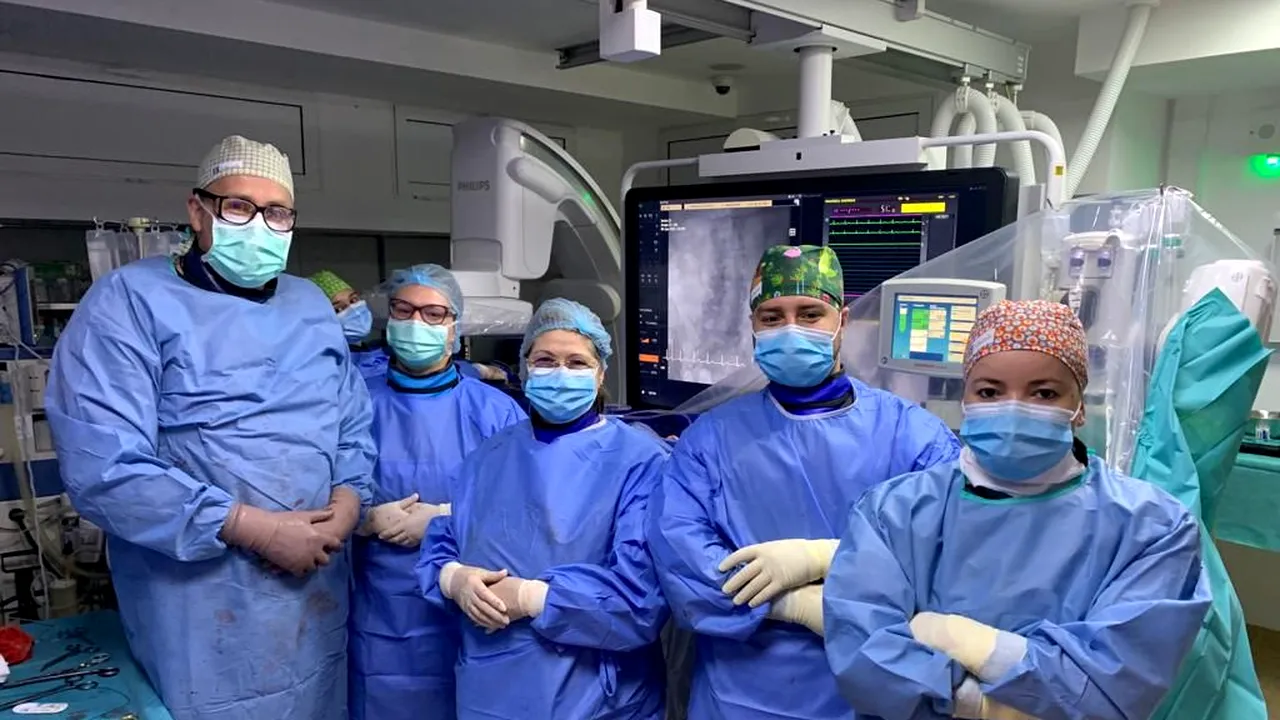 Caz cardiovascular complex, rezolvat minim invaziv, în premieră naţională