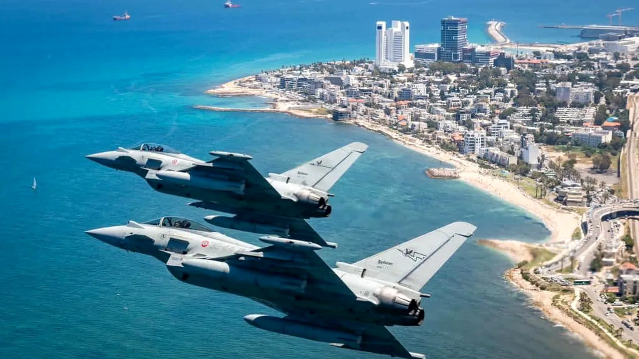 Israelul atacă poziţii din Fâşia Gaza ca ripostă la atacuri cu rachete