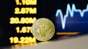 Isterie pe piaţa crypto după victoria lui Trump. Şeful Binance anunţă începutul unei „ere de aur” pentru criptomonede