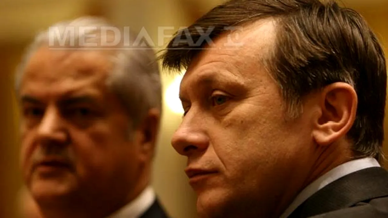 Antonescu, despre eliberarea lui Năstase: Decizia trebuia luată mai repede, fără atâtea contorsiuni