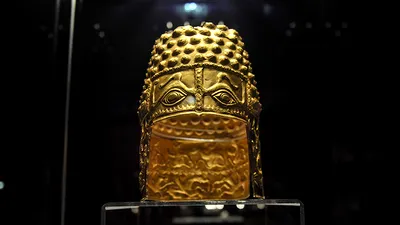 CULTURĂ UNESCO, în „breaking good news”: scoate Coiful de la Coțofenești din Muzeul Virtual al Obiectelor Culturale Furate. Extaz în presa internațională