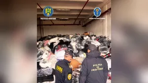 Captură-record la Giurgiu: Polițiștii de frontieră au confiscat haine contrafăcute în valoare de peste 18,7 milioane de lei