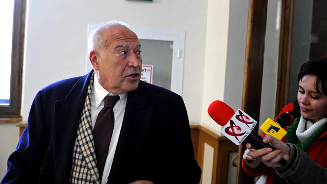 Avocatul lui Voiculescu spune că acesta a fost urmărit de Securitate, iar CNSAS că a colaborat