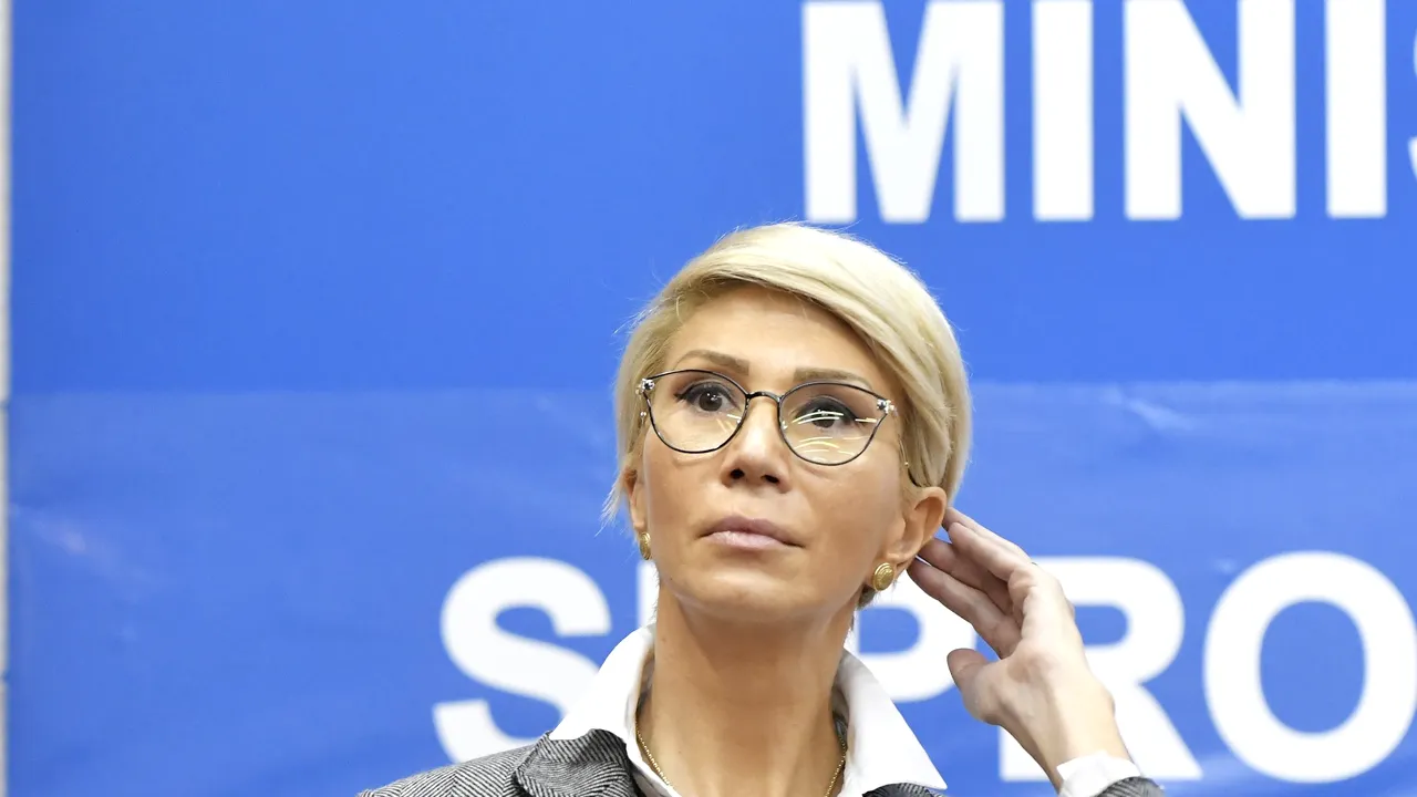 Raluca Turcan susţine că ”în unele şcoli au apărut materiale de propagandă pro-PSD”