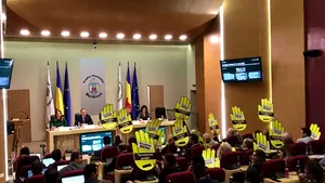 Scandal cu pancarte în Primăria Bucureşti, după modelul #rezist, slogan parodiat de PSD: „Turnătoria ucide!”