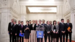 Miniştrii Cabinetului Orban îşi preiau mandatele. Primele declaraţii: Noul ministru al Muncii Violeta Alexandru, asigurări că „nu se taie pensii şi salarii”/ Florin Cîţu, semnal că va renunţa la proiectul de buget al lui Teodorovici