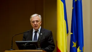 AVERTIZAREA lui Isărescu către Dragnea: Să nu arunce în aer bugetul, stabilitatea macro şi cea mai bună perioadă pentru economie. De ce au ajuns multinaţionalele inamicul PSD