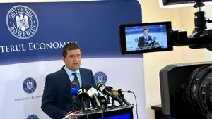 Radu Miruță: România are răgaz până pe 29 noiembrie să anunțe entitățile cu care va vor putea încheia contracte în baza mecanismului SAFE. Condițiile obligatorii
