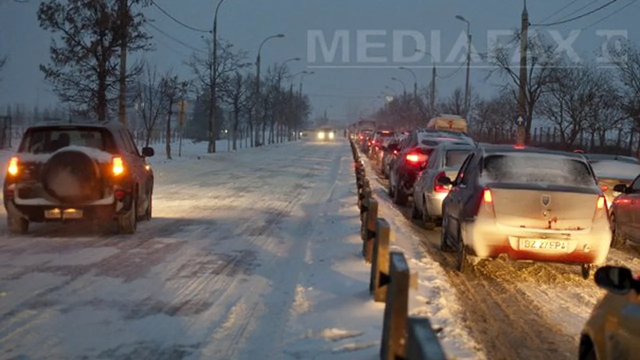 Ninsorile şi viscolul vor avea intensitate maximă luni. Vrancea, Buzău, Ialomiţa şi Galaţi, cele mai afectate judeţe