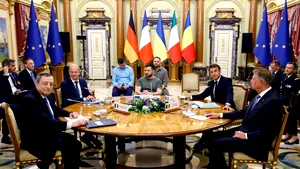 Iohannis şi Zelenki au vorbit la telefon: România va ajuta Ucraina cât va fi nevoie