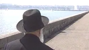 COMENTARIU Lelia Munteanu: Strigătul unui tăciune smuls flăcărilor
