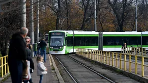 Proiect pentru accesibilizarea transportului public din Bucureşti pentru persoanele cu dizabilităţi
