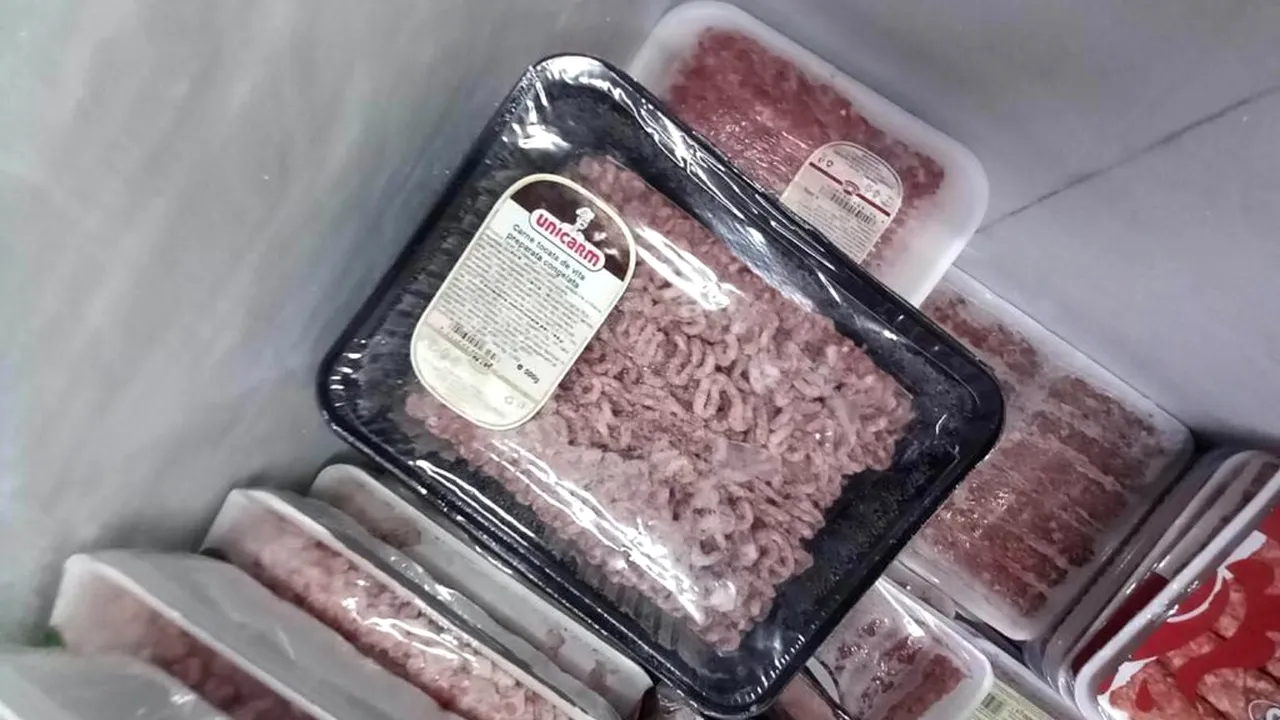 Pericol pe rafturi! ANPC a descoperit produse expirate, mucegai și carne păstrată necorespunzător