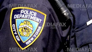 Doi adolescenți, reținuți la New York după ce au aruncat dispozitive explozive improvizate la un protest