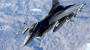 Turcia a trimis avioane militare la frontiera cu Siria