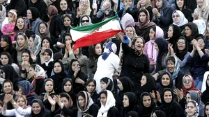 Decizie istorică în Iran, după ce o fată şi-a dat foc crezând că a fost condamnată la închisoare