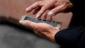 Un pericol ascuns al utilizării telefonului mobil, descoperit de cercetători. Nu durata utilizării este cea mai mare problemă