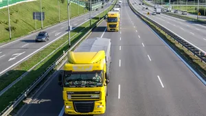 Poliţia de frontieră: Trafic ridicat de TIR-uri la graniţa cu Ungaria