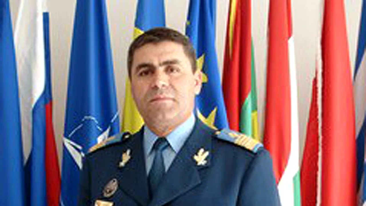 Una dintre victimele accidentului aviatic de la Tuzla este chiar comandantul Şcolii de la Boboc