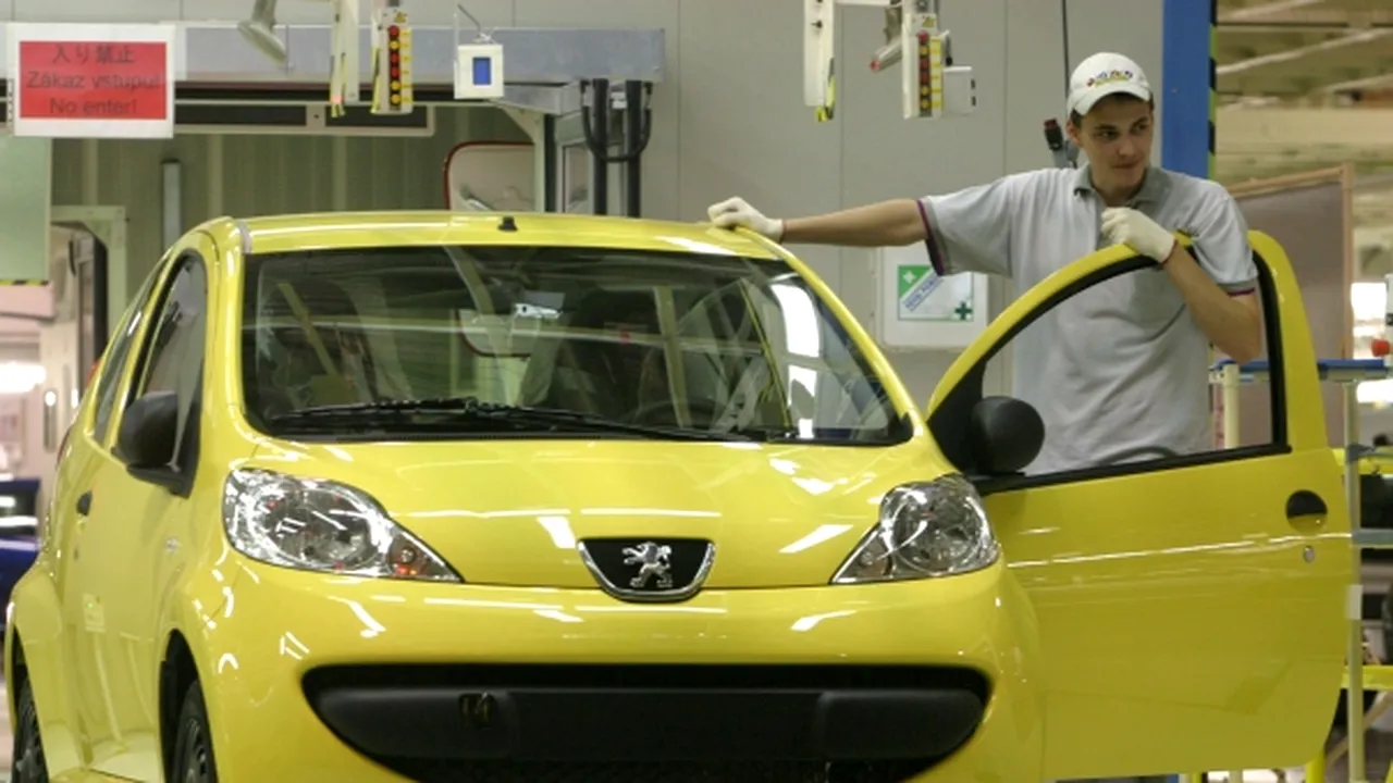 PSA Peugeot Citroen va rechema până la 100.000 de maşini cu defecte la pedala de acceleraţie