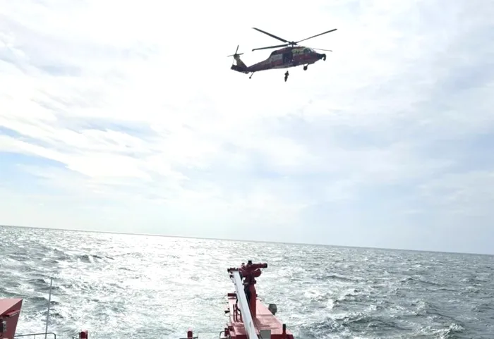 NEWS ALERT Operațiunile de căutare a marinarilor dispăruți continuă în Marea Neagră