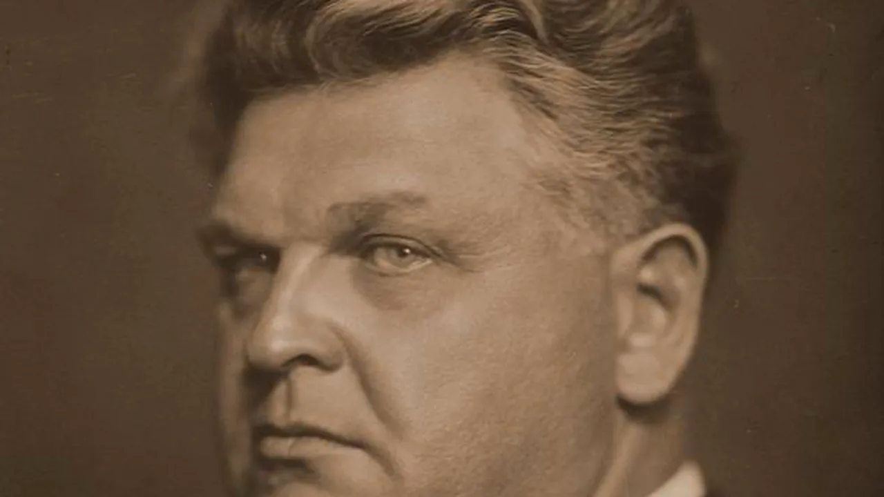 145 de ani de la nașterea unuia dintre cei mai mari scriitori români: Mihail Sadoveanu, patriarhul literaturii române