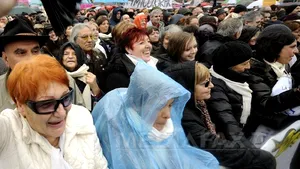 Mii de femei cer, la Roma, schimbarea Italiei