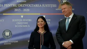 Reacţia amuzantă a lui Iohannis când Birchall şi-a prezentat bilanţul la final de mandat: Să ne lăsaţi şi nouă ceva de spus