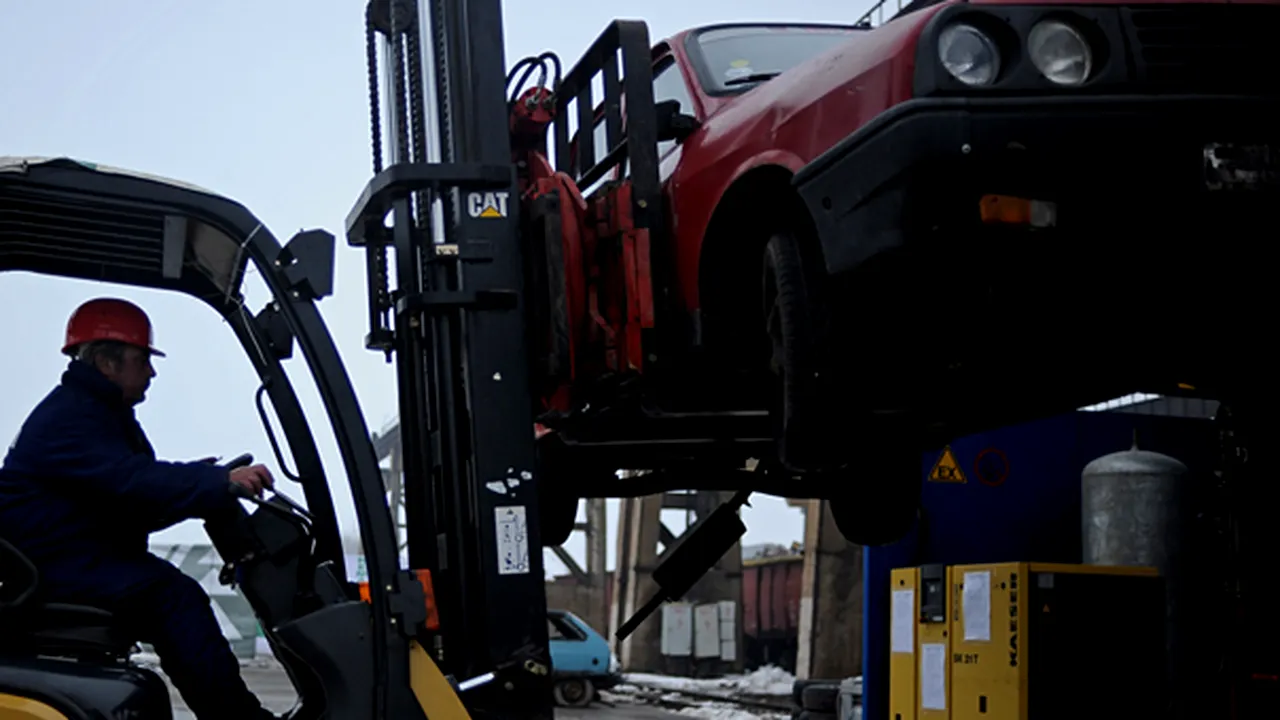 Boc şi-a preschimbat permisul expirat pentru a ajunge la Remat Ploieşti cu o Dacia Logan